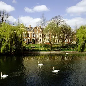 Arundel House Royaume-Uni